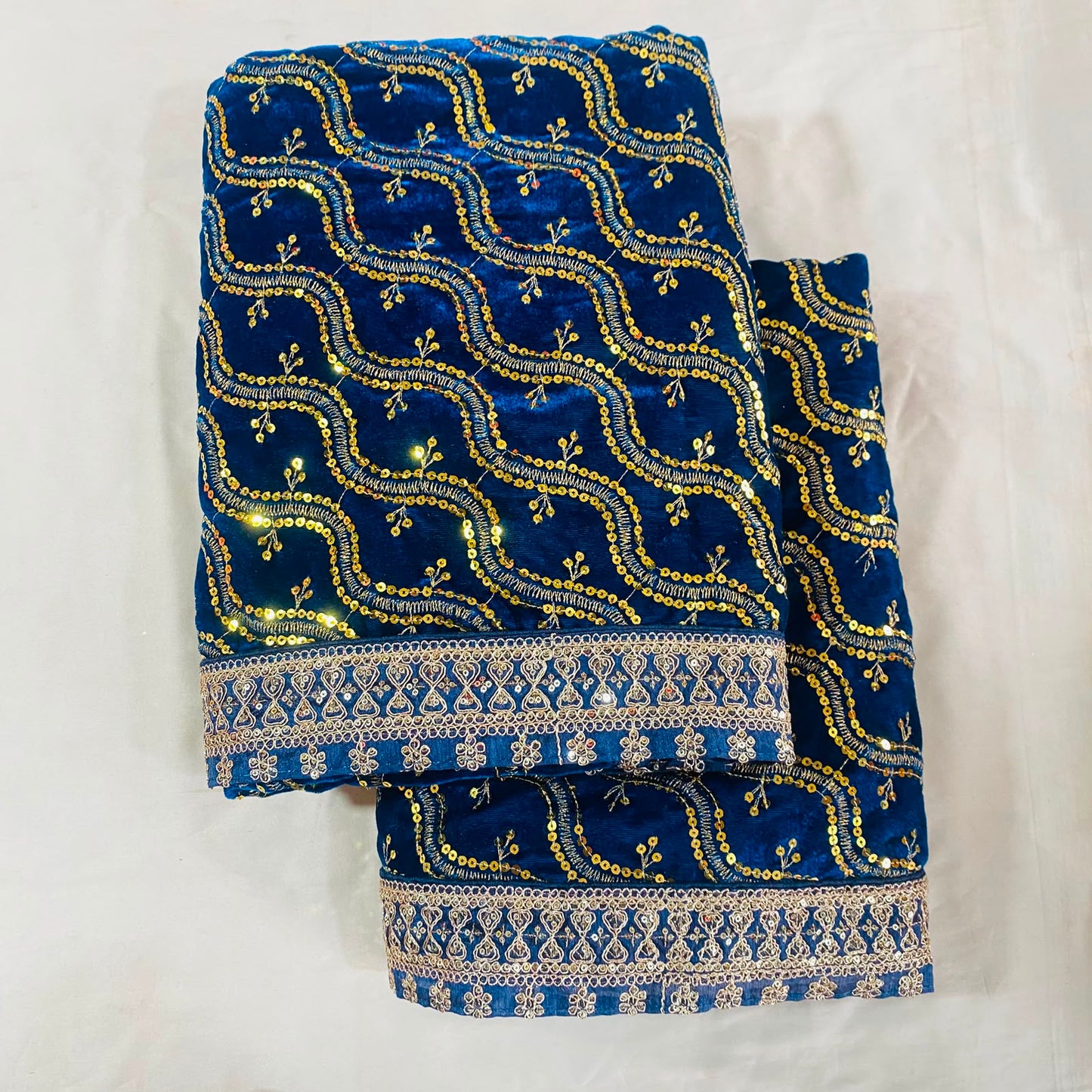 Shirdi Sai Baba Velvet Vastra Set | Samadhi Cloth, Head & Neck Scarf for Idol Decoration – Velvet Fabric with Navy Blue & Golden Design